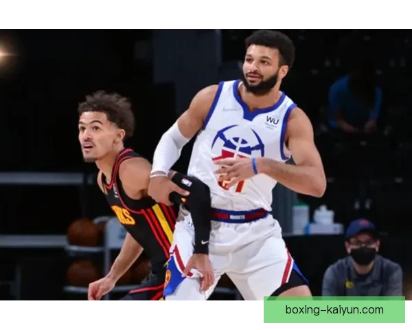 滕哈赫中锋使用策略分析：如何提升球队进攻效率